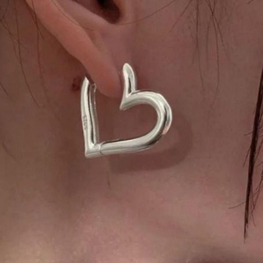 The Statement Heart earrings hoop huggie in 925 silver